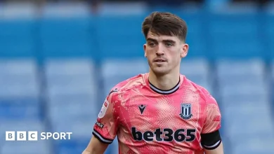 Andrew Moran: Preston North End sign Brighton & Hove Albion midfielder