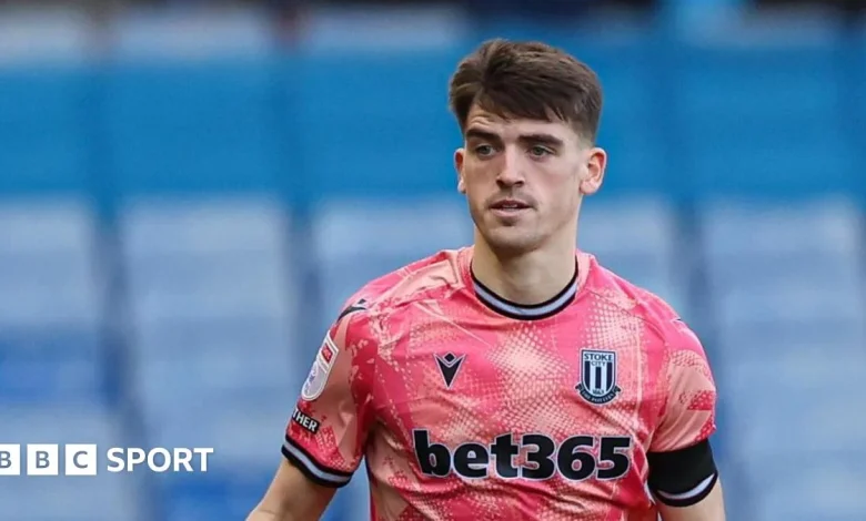 Andrew Moran: Preston North End sign Brighton & Hove Albion midfielder