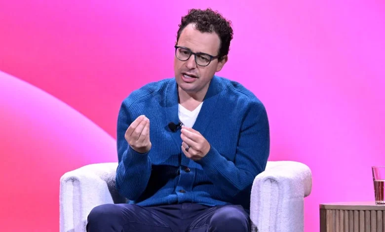 Anthropic's Latest Cowork Update Hammers Legal-Software Stocks