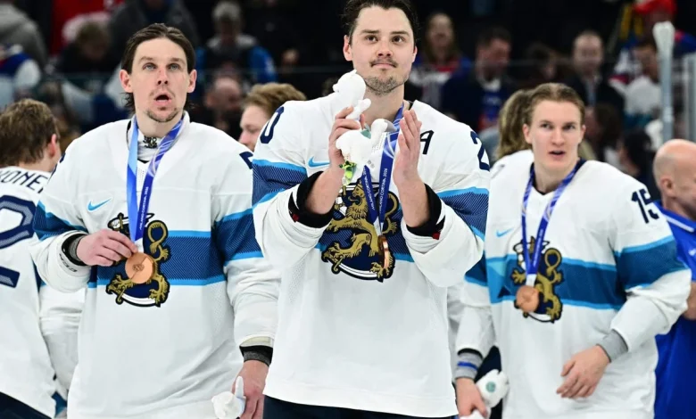 As Finland claims bronze medal in Olympic men’s hockey, Slovakia faces disappointment
