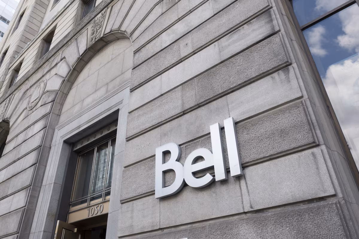 BCE quarterly profit rises, maintains 2026 guidance as Crave subscriptions surge