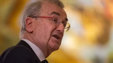 Bank of France chief’s surprise exit stokes suspicion among Macron’s opponents – POLITICO