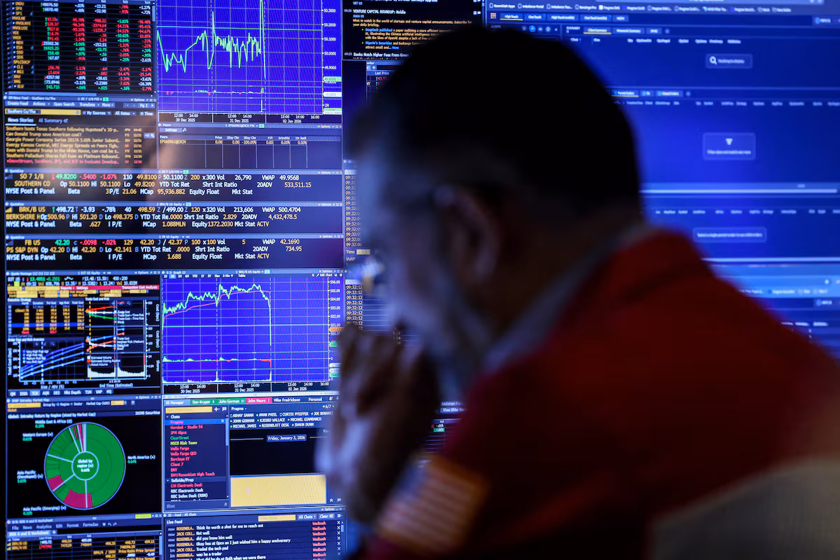 Banks, miners lead TSX to another record high