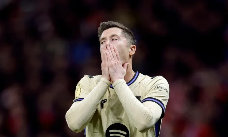 Barcelona players tell Hansi Flick of their tactical concerns after Copa del Rey defeat to Atletico