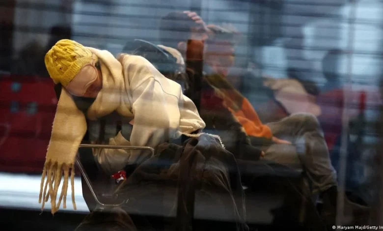 Berlin airport halts takeoffs, landings for second day