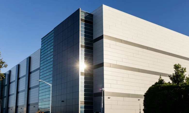 Blue Owl Unable to Arrange Financing for a $4 Billion Data Center