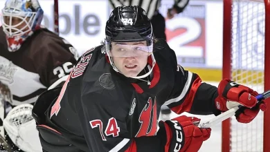 Blues acquire Bordeleau from Devils