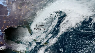 Bomb cyclone brings historic snow to North Carolina, flurries to Florida