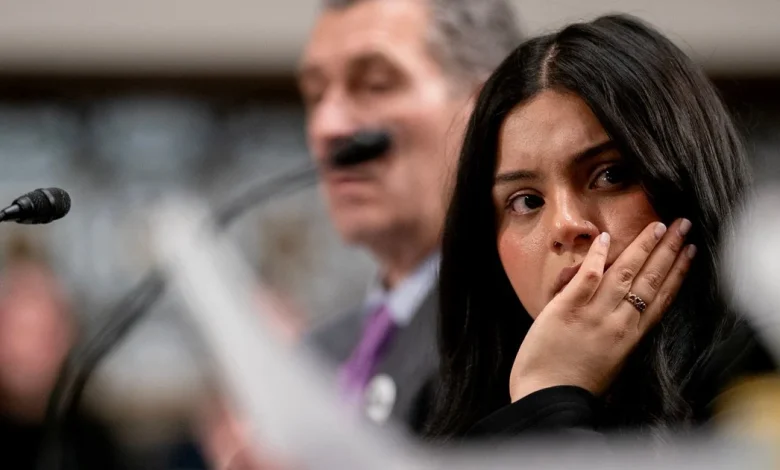 Border Patrol agent who shot Marimar Martinez will have text messages released, judge rules