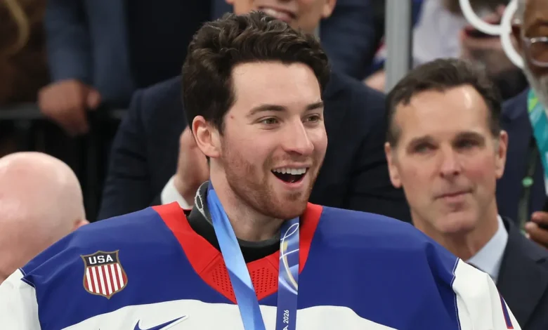 Bruins spark concern over Olympic gold medalist with emergency roster move