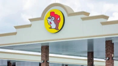 Buc-ee's customer sparks outrage after witnessing disturbing scene at closing time: 'That's just sad'