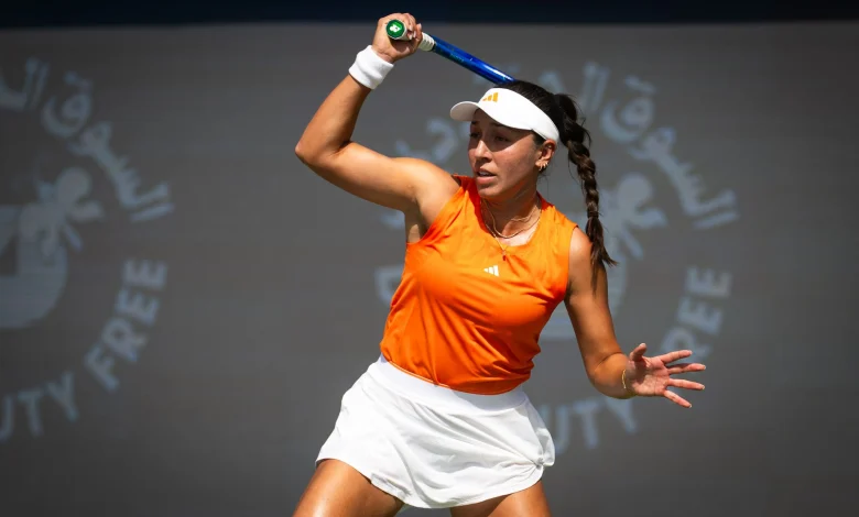 By the numbers: Pegula takes last 9 games, advances to Dubai Round of 16