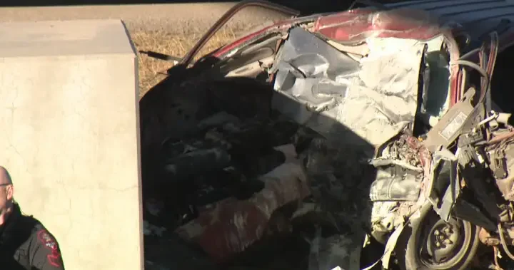 Calgary police investigate fatal crash on 16 Ave. NE