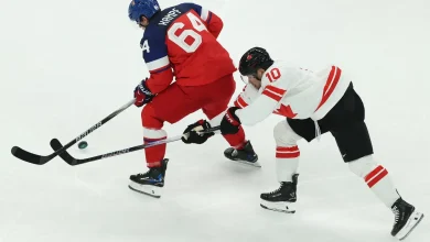 Canadiens' Nick Suzuki Gets Big Praise From Patrice Bergeron