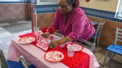 Candles and tablecloth at White Castle: How a Valentine's Day tradition sprouted over 30 years ago and spread nationwide