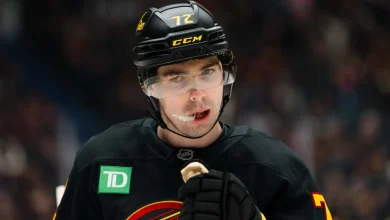 Canucks’ Filip Chytil leaves game against Mammoth