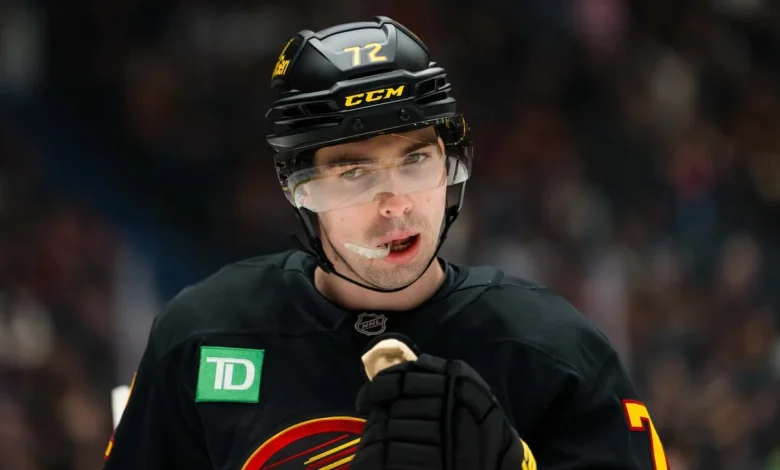 Canucks’ Filip Chytil leaves game against Mammoth