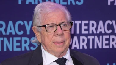 Carl Bernstein Slams Jeff Bezos Over Washington Post Staff Cuts
