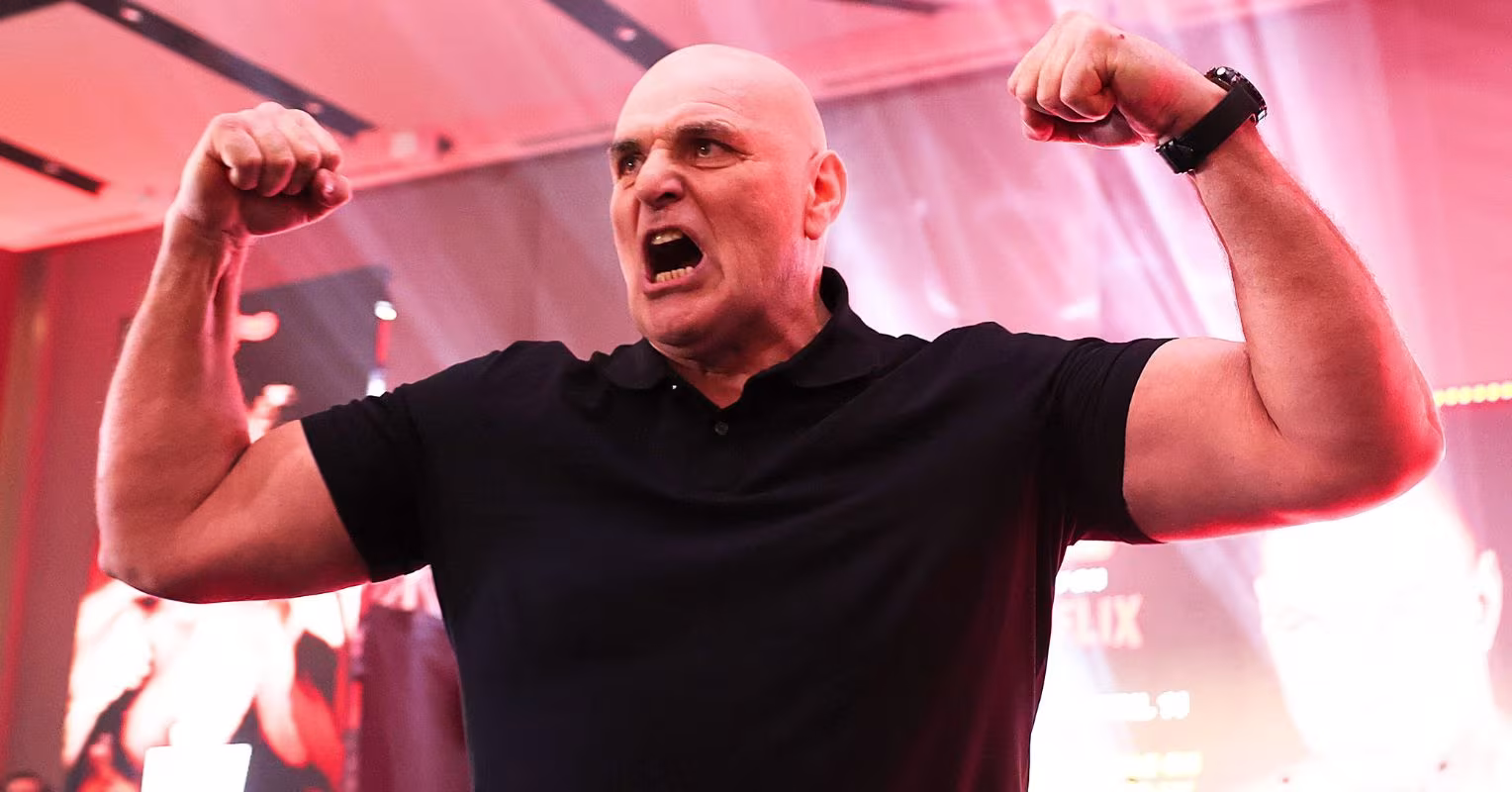 Carl Froch forced to leave Tyson Fury interview following John Fury encounter