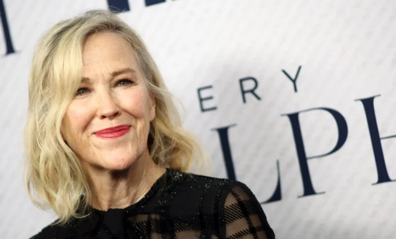 Catherine O'Hara's cause of death was a pulmonary embolism, with cancer as underlying cause, AP reports