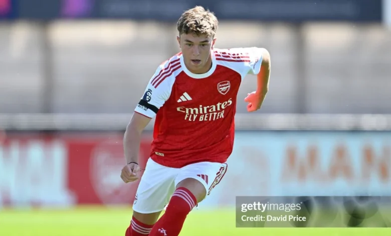 Ceadach O’Neill, Marli Salmon and Khari Ranson with Arsenal first-team ahead of Wigan game