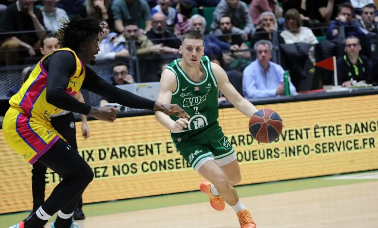 "C’est toujours mon objectif" : Timothé Vergiat en stage avec les Bleus du 3x3 en vue des Jeux olympiques de Los Angeles 2028