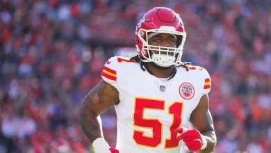 Chiefs release DE Mike Danna