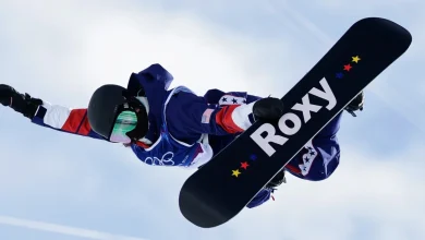 Chloe Kim tops the leaderboard in her bid for record-setting third straight gold medal