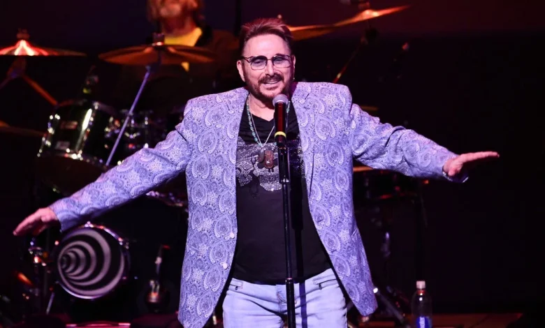 Chuck Negron, voice behind Three Dog Night's "Joy to the World" and other hits, dies at 83