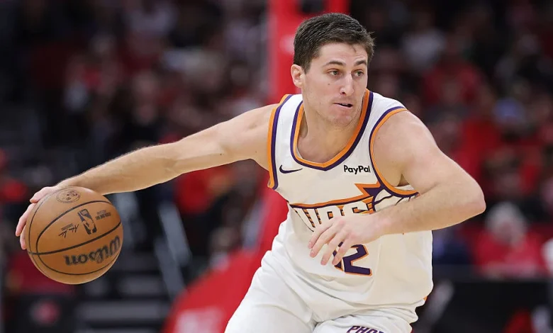 Collin Gillespie's career night fuels Suns' comeback win