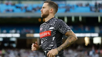 Collingwood defender re-aggravates injury