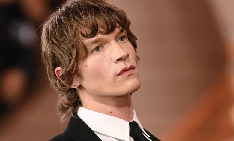 Connor Storrie Is Heating Up Saturday Night Live! About His Hosting Debut