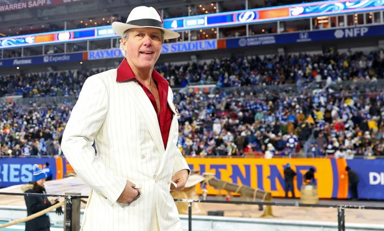 Cooper plays into Cuban theme with outfit at 2026 Stadium Series