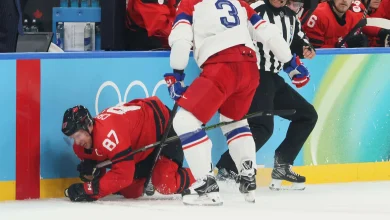 Crosby leaves Canada Olympic quarterfinal win against Czechia with lower-body injury