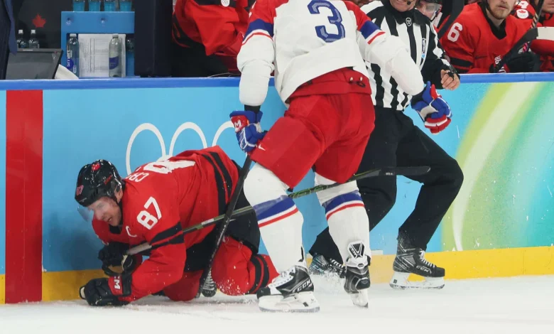 Crosby leaves Canada Olympic quarterfinal win against Czechia with lower-body injury