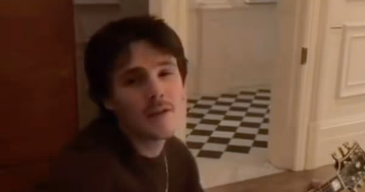 Cruz Beckham channels Oasis on new indie-pop track For Your Love