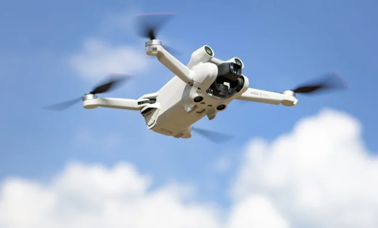 DJI sues the FCC for “carelessly” restricting its drones