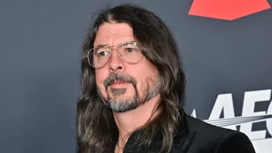 Dave Grohl Explains Josh Freese’s Exit From Foo Fighters