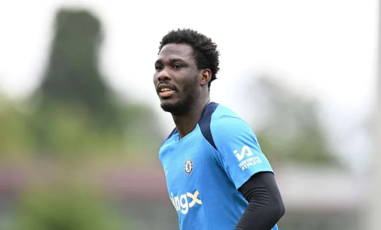 David Fofana completes loan move | News | Official Site