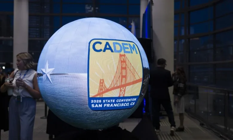 Democrats' fear rising that too many candidates in governor's race could lead to a Republican victory