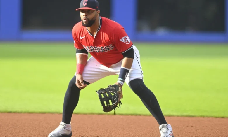 Diamondbacks Interested In Carlos Santana