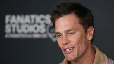 Does Tom Brady's lack of Patriots Super Bowl support bother you?