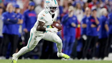 Dolphins release Tyreek Hill as roster overhaul begins; sources confirm Bradley Chubb also cut