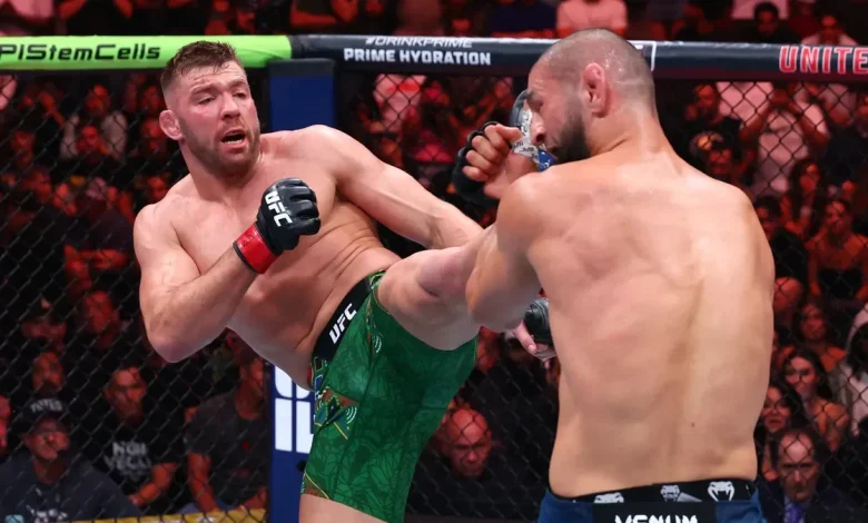 Dricus Du Plessis: If Chimaev strikes with me, it's a 'terrible night'