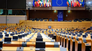 EU Parliament puts US trade deal on ice after latest Trump tariff hit – POLITICO