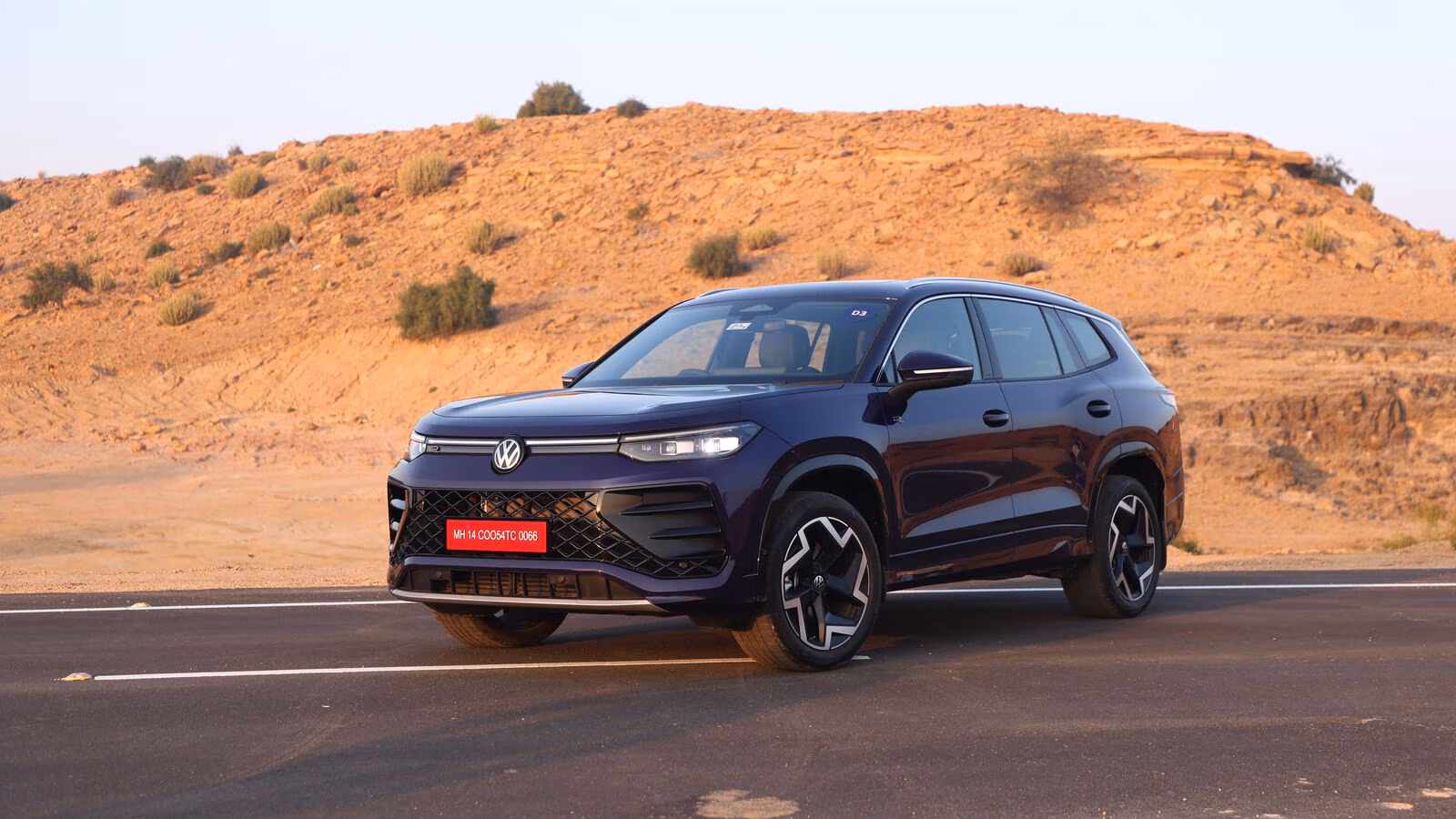 Eyeing the Volkswagen Tayron R-Line? These are the colour options you can choose from