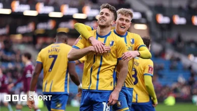 FA Cup: Burnley 1-2 Mansfield Town