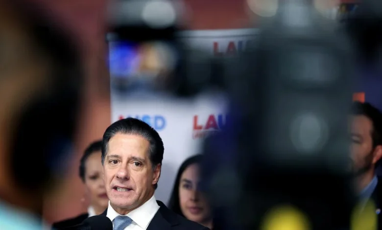 FBI raids LAUSD headquarters, Supt. Alberto Carvalho’s home