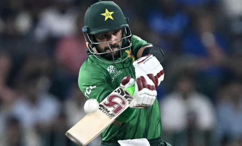 Farhan wants Pakistan’s batting unit to shoulder responsibility