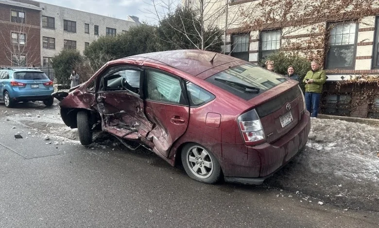 Federal agents at scene of multi-car crash in St. Paul - MPR News